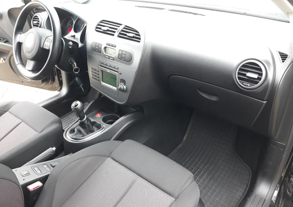 Seat Leon cena 14800 przebieg: 286200, rok produkcji 2007 z Płock małe 172